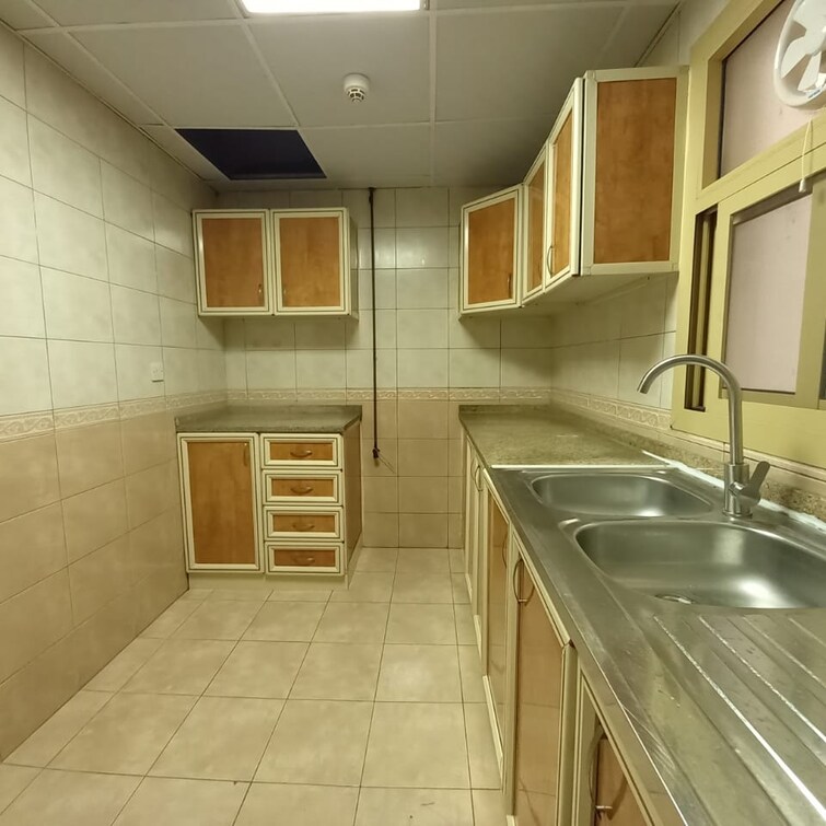 Loota Building Al Nahda Apartment for Rent, Al Nahda (Sharjah), Sharjah