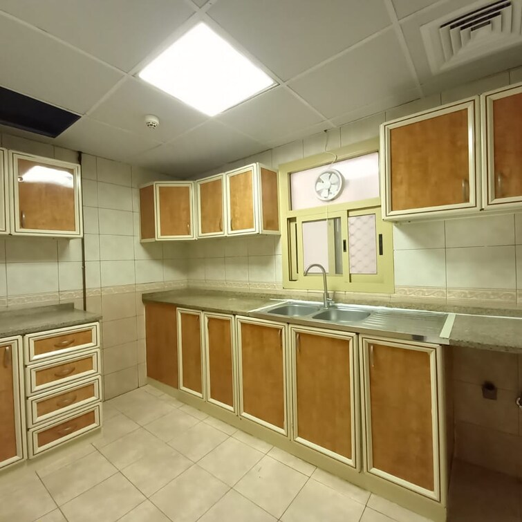Loota Building Al Nahda Apartment for Rent, Al Nahda (Sharjah), Sharjah