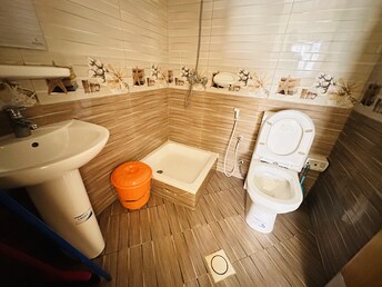 1 BR Apartment For Rent in Muwaileh Building