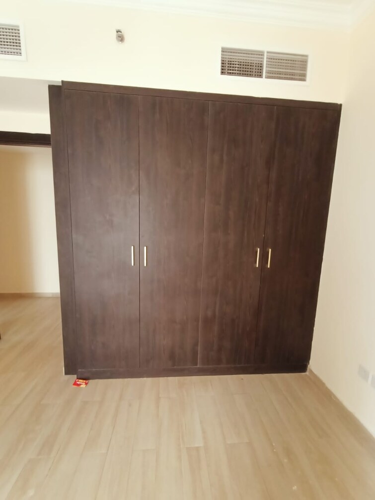  Apartment for Rent, Muwailih Commercial, Sharjah