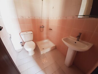 1 BR Apartment For Rent in Muwaileh Building