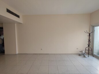 1 BR Apartment For Rent in Muwaileh Building