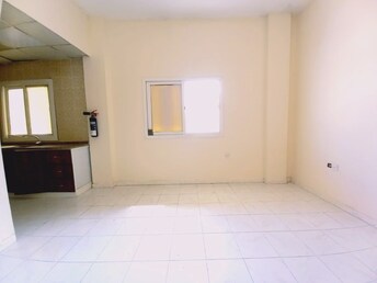 Studio Apartment For Rent in Muwaileh Building