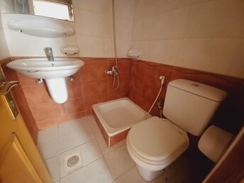 Studio Apartment For Rent in Muwaileh Building