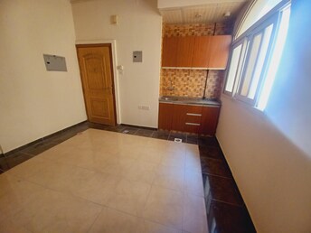 Studio Apartment For Rent in Muwaileh Building