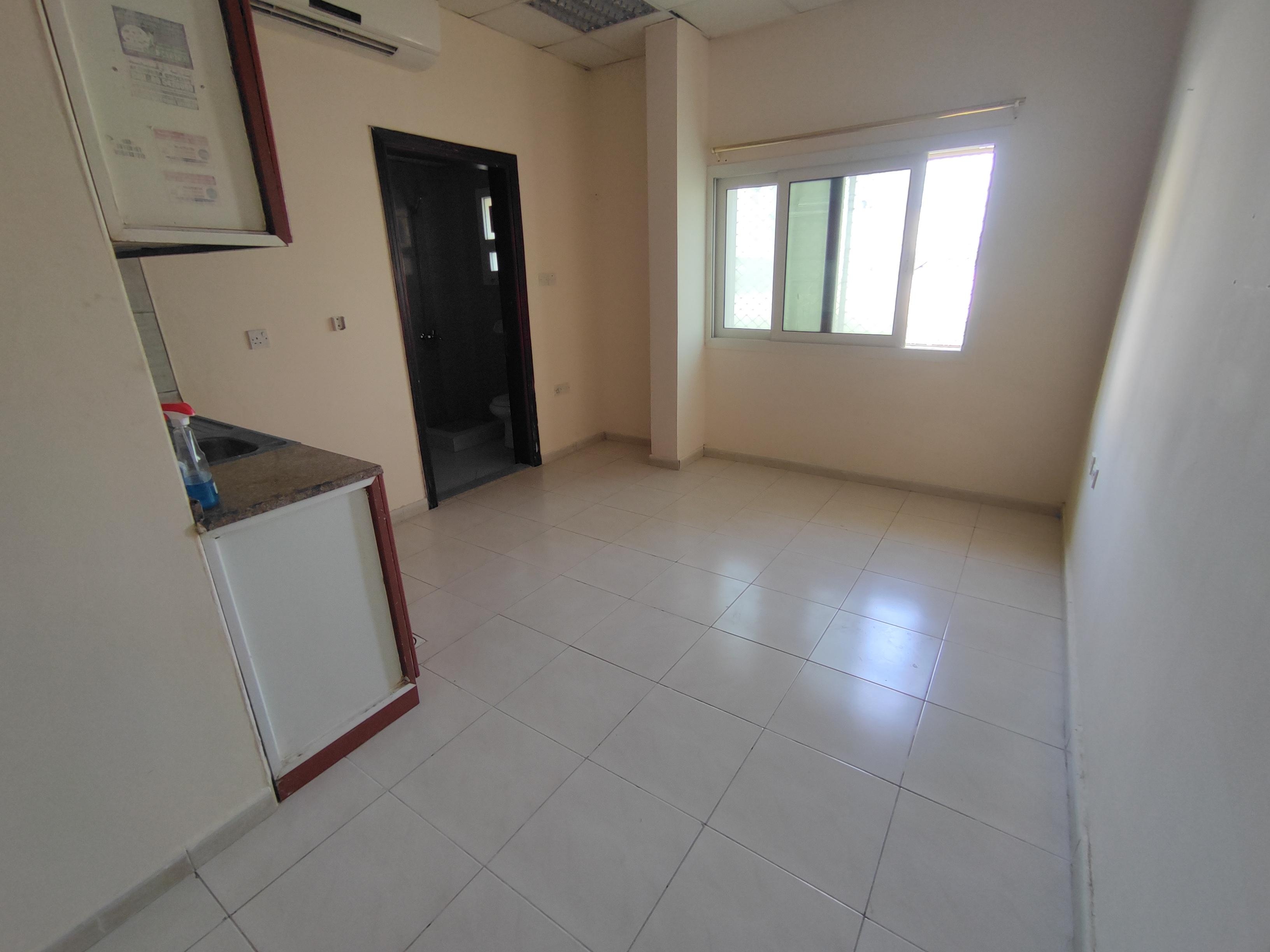 Muwaileh Building Apartment for Rent, Muwaileh, Sharjah