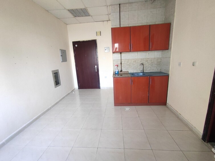 Muwaileh Building Apartment for Rent, Muwaileh, Sharjah