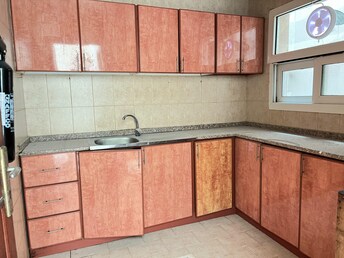 1 BR Apartment For Rent in Muwaileh Building