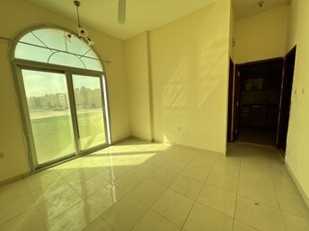 1 BR Apartment For Rent in Muwaileh Building