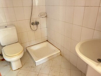 1 BR Apartment For Rent in Muwaileh Building