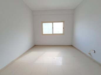 2 BR Apartment For Rent in Muwaileh Building