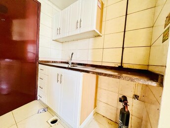 Studio Apartment For Rent in Muwaileh Building