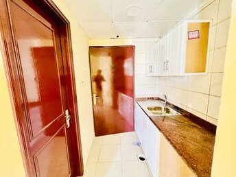 Studio Apartment For Rent in Muwaileh Building