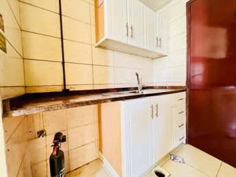 Studio Apartment For Rent in Muwaileh Building