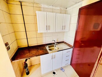 Studio Apartment For Rent in Muwaileh Building