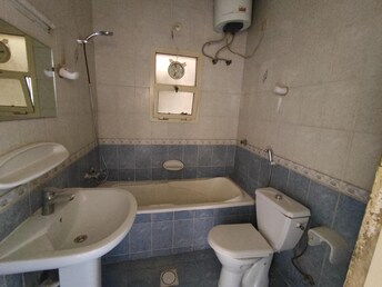 1 BR Apartment For Rent in Muwaileh Building