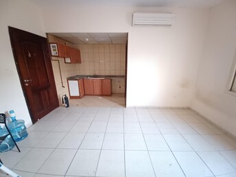 Muwaileh Building Apartment for Rent, Muwaileh, Sharjah