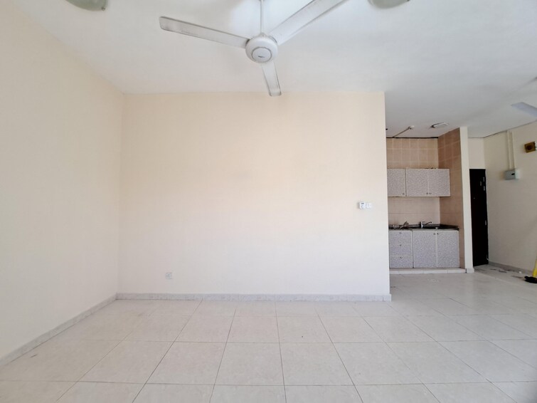 Muwaileh Building Apartment for Rent, Muwaileh, Sharjah
