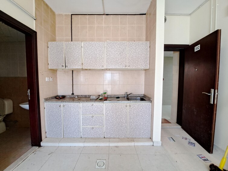 Muwaileh Building Apartment for Rent, Muwaileh, Sharjah