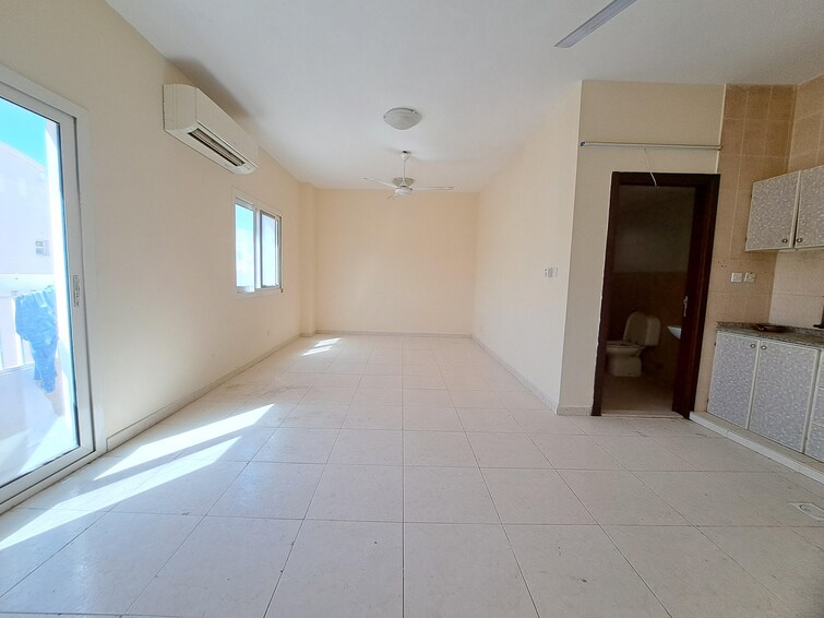 Muwaileh Building Apartment for Rent, Muwaileh, Sharjah
