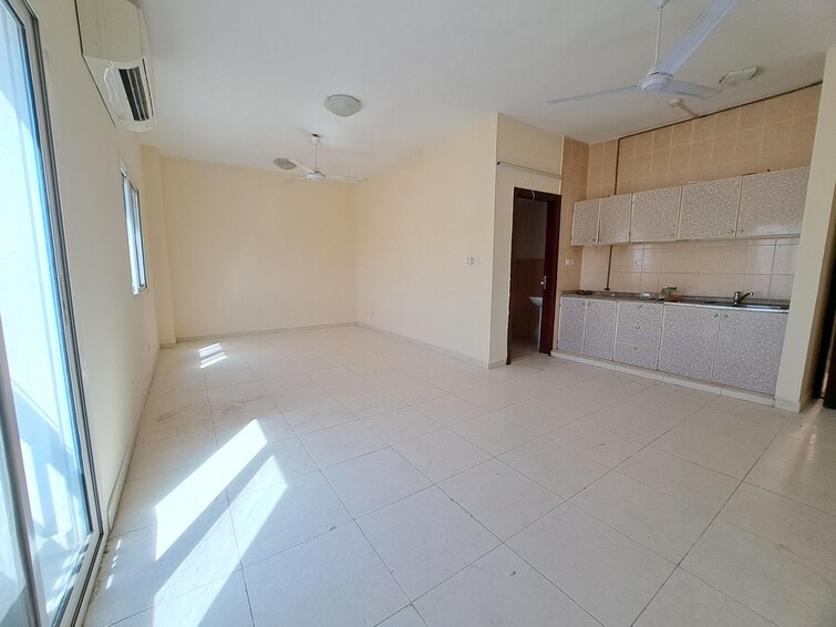 Muwaileh Building Apartment for Rent, Muwaileh, Sharjah