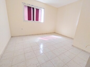 Studio Apartment For Rent in Muwaileh Building