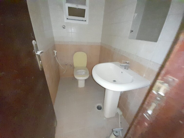Muwaileh Building Apartment for Rent, Muwaileh, Sharjah