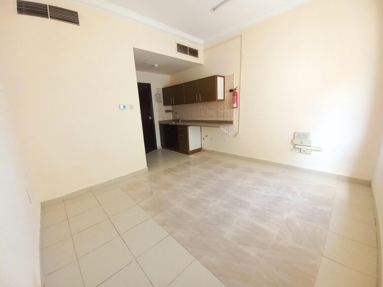 Muwaileh Building Apartment for Rent, Muwaileh, Sharjah