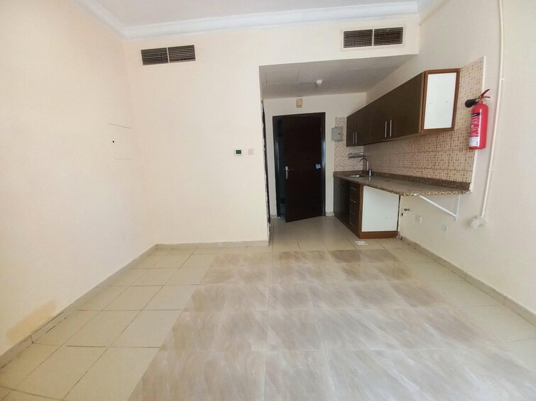 Muwaileh Building Apartment for Rent, Muwaileh, Sharjah