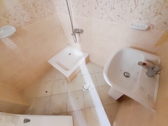 Studio Apartment For Rent in Muwaileh Building