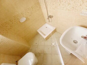 Studio Apartment For Rent in Muwaileh Building