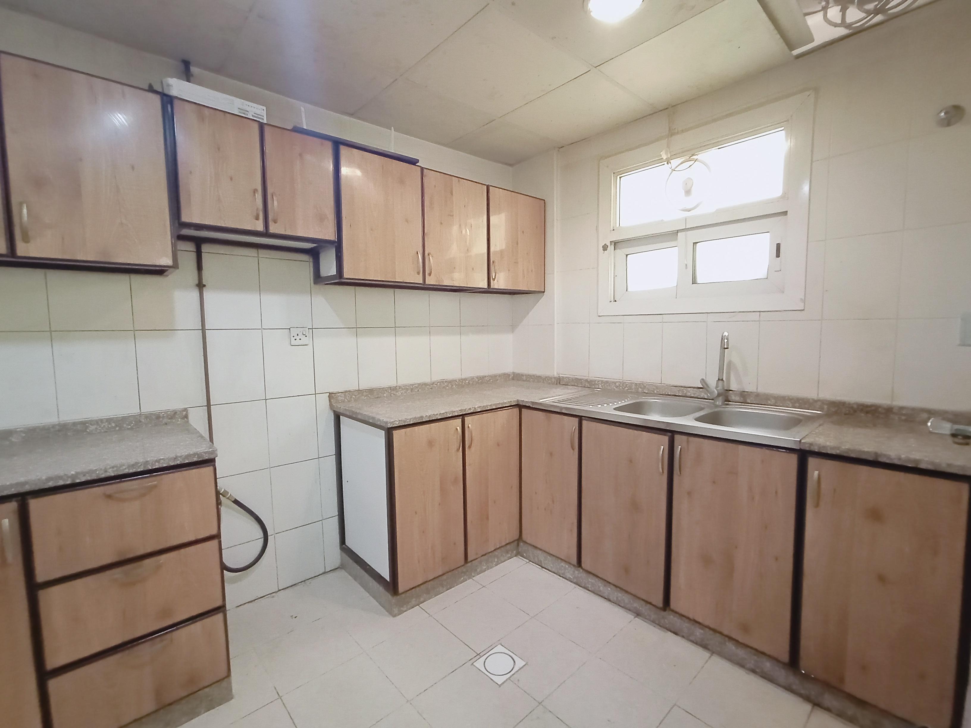 Muwaileh Building Apartment for Rent, Muwaileh, Sharjah