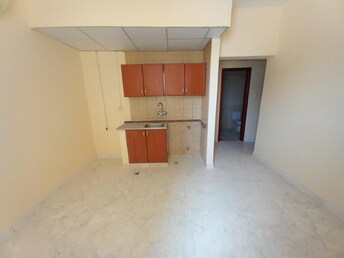 Studio Apartment For Rent in Muwaileh Building