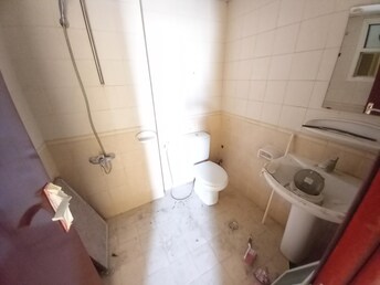 Studio Apartment For Rent in Muwaileh Building