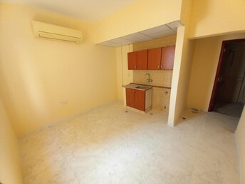 Studio Apartment For Rent in Muwaileh Building