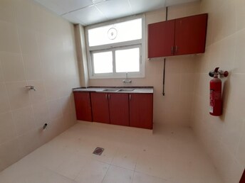 1 BR Apartment For Rent in Muwaileh Building