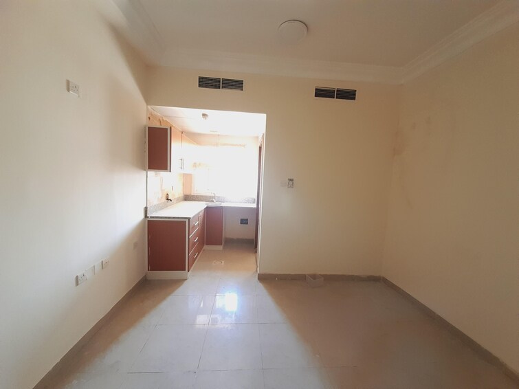 Muwaileh Building Apartment for Rent, Muwaileh, Sharjah