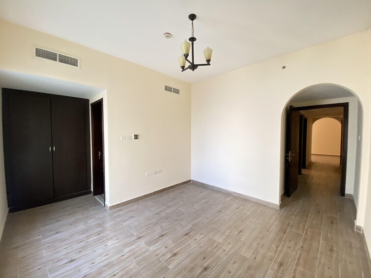 Muwaileh Building Apartment for Rent, Muwaileh, Sharjah