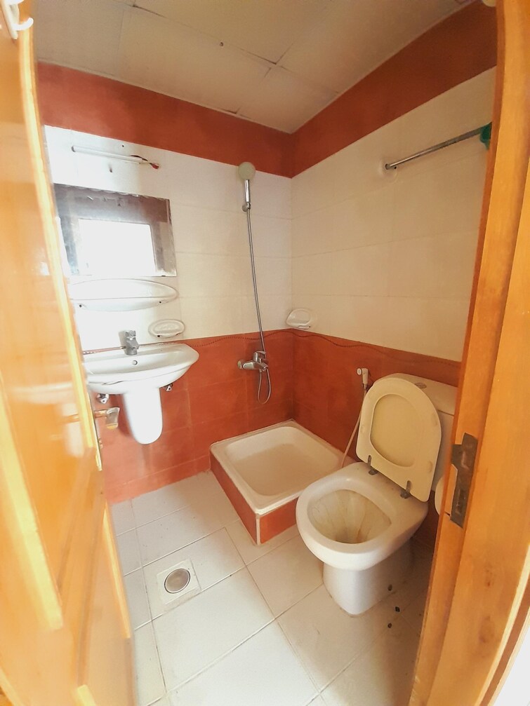 Muwaileh Building Apartment for Rent, Muwaileh, Sharjah