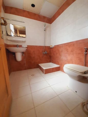 Studio Apartment For Rent in Muwaileh Building