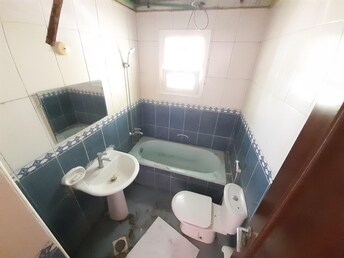 1 BR Apartment For Rent in Muwaileh Building