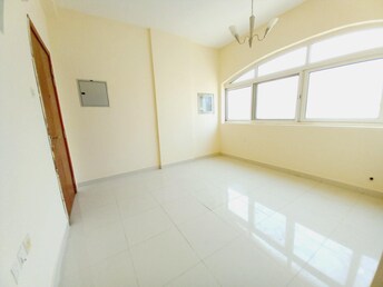 Studio Apartment For Rent in Muwaileh Building