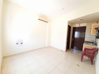 Studio Apartment For Rent in Muwaileh Building