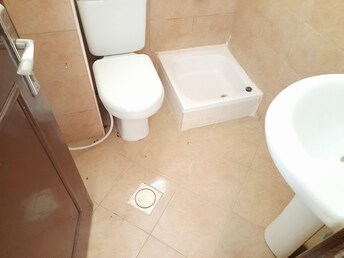 Studio Apartment For Rent in Muwaileh Building