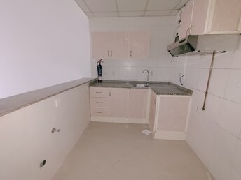 1 BR Apartment For Rent in Muwaileh Building