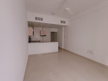 1 BR Apartment For Rent in Muwaileh Building