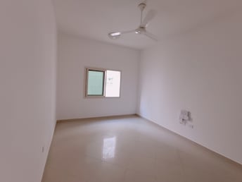 Studio Apartment For Rent in Muwaileh Building