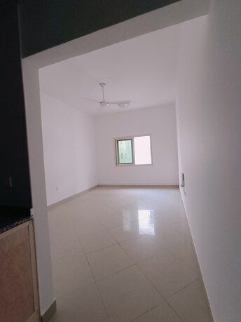 Studio Apartment For Rent in Muwaileh Building