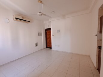 Studio Apartment For Rent in Muwaileh Building