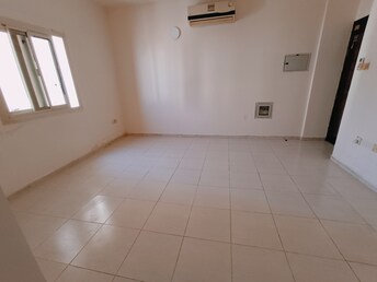Studio Apartment For Rent in Muwaileh Building